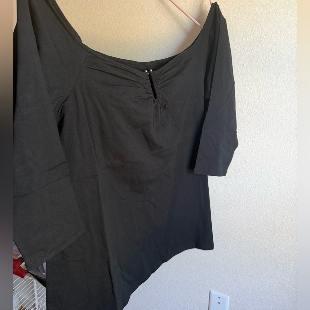 (6X)Torrid Foxy Hardware Off Shoulder Top Black - Picture 2 of 6